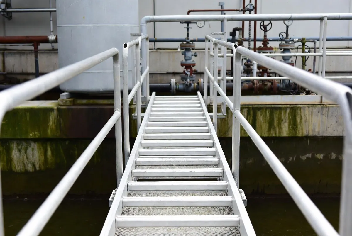 Ladder Rails